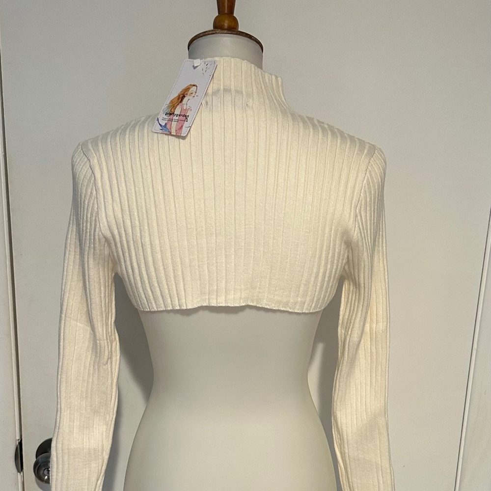Pretty Garden Mock Neck Bolero Top -‎ Size S - NEW With Tags. - Picture 3 of 11